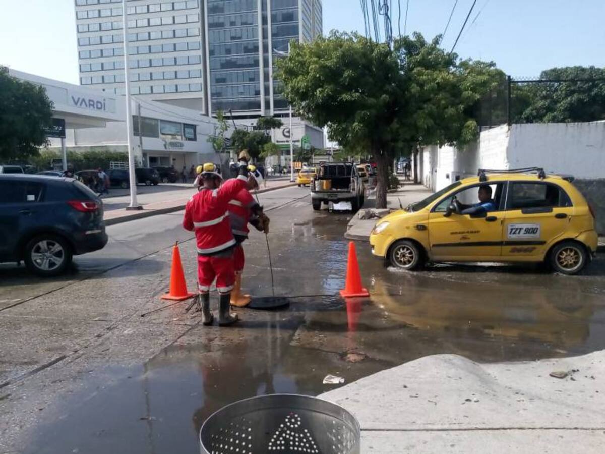 Atienden emergencia sanitaria en el Centro Histórico de Santa Marta