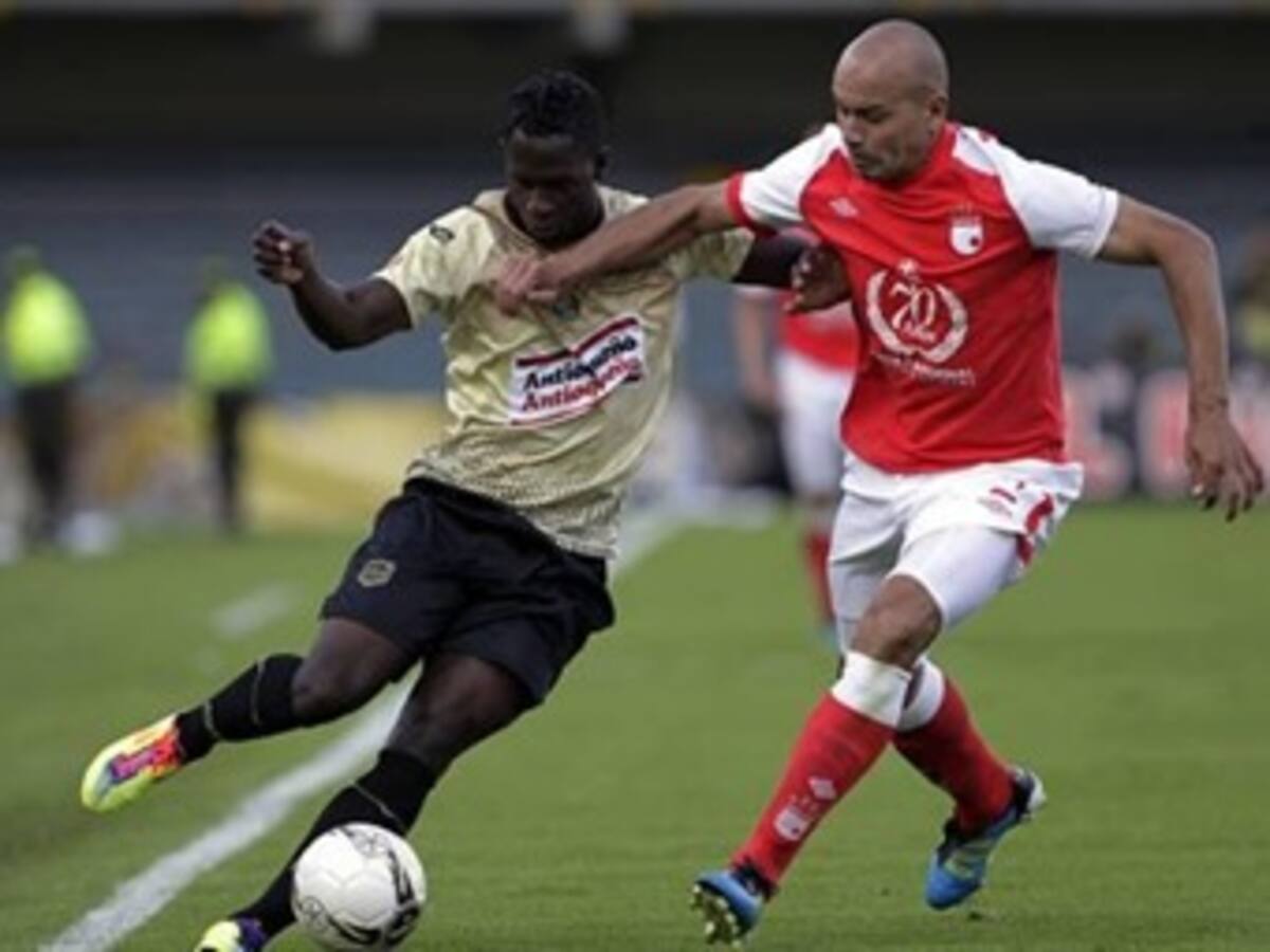 Siete equipos van por los cinco cupos que restan para los cuadrangulares