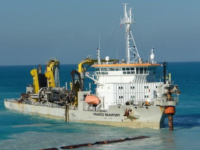 Adjudican nuevo contrato de $3 mil millones para dragar Bocas de Ceniza