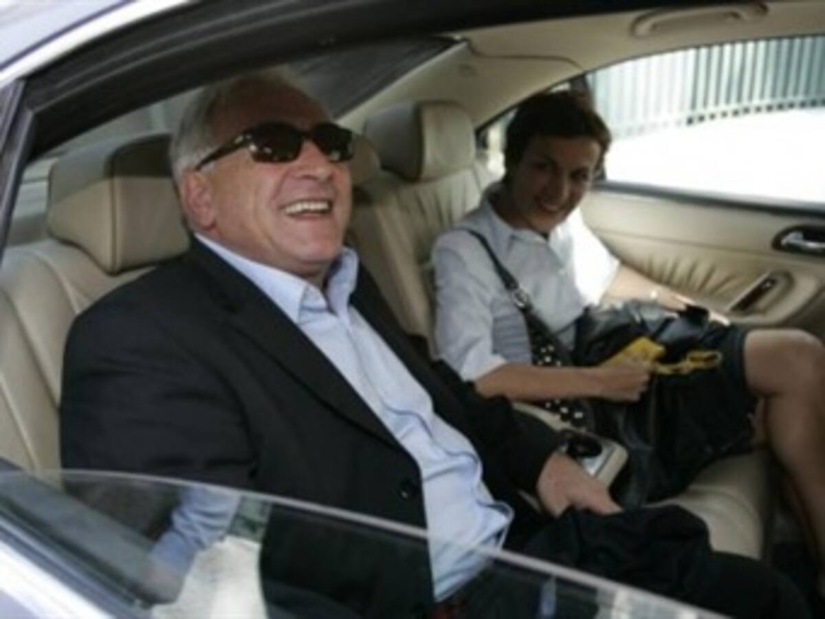 Investigación forense halla restos de ADN en ropa de mujer agredida por Strauss-Kahn