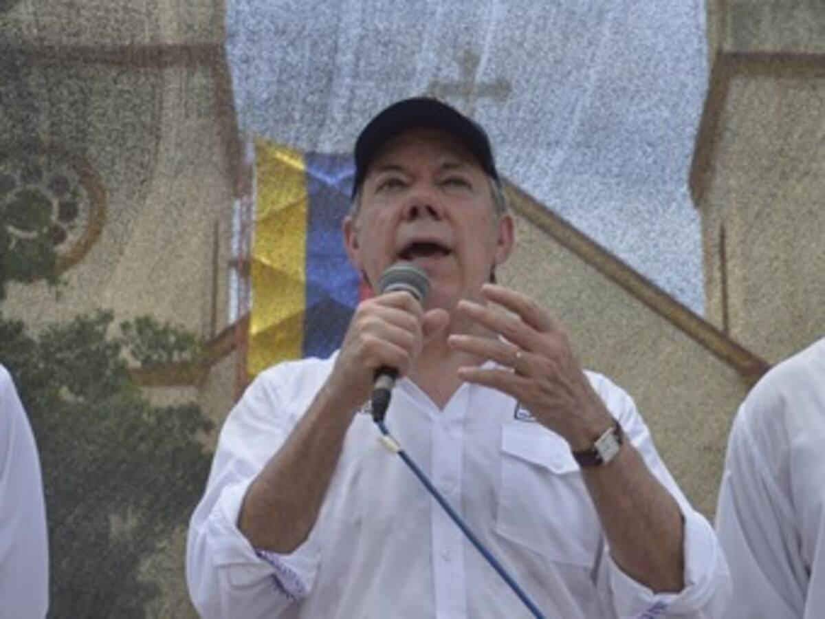 Santos busca fórmulas para unificar periodos de elegidos por voto popular
