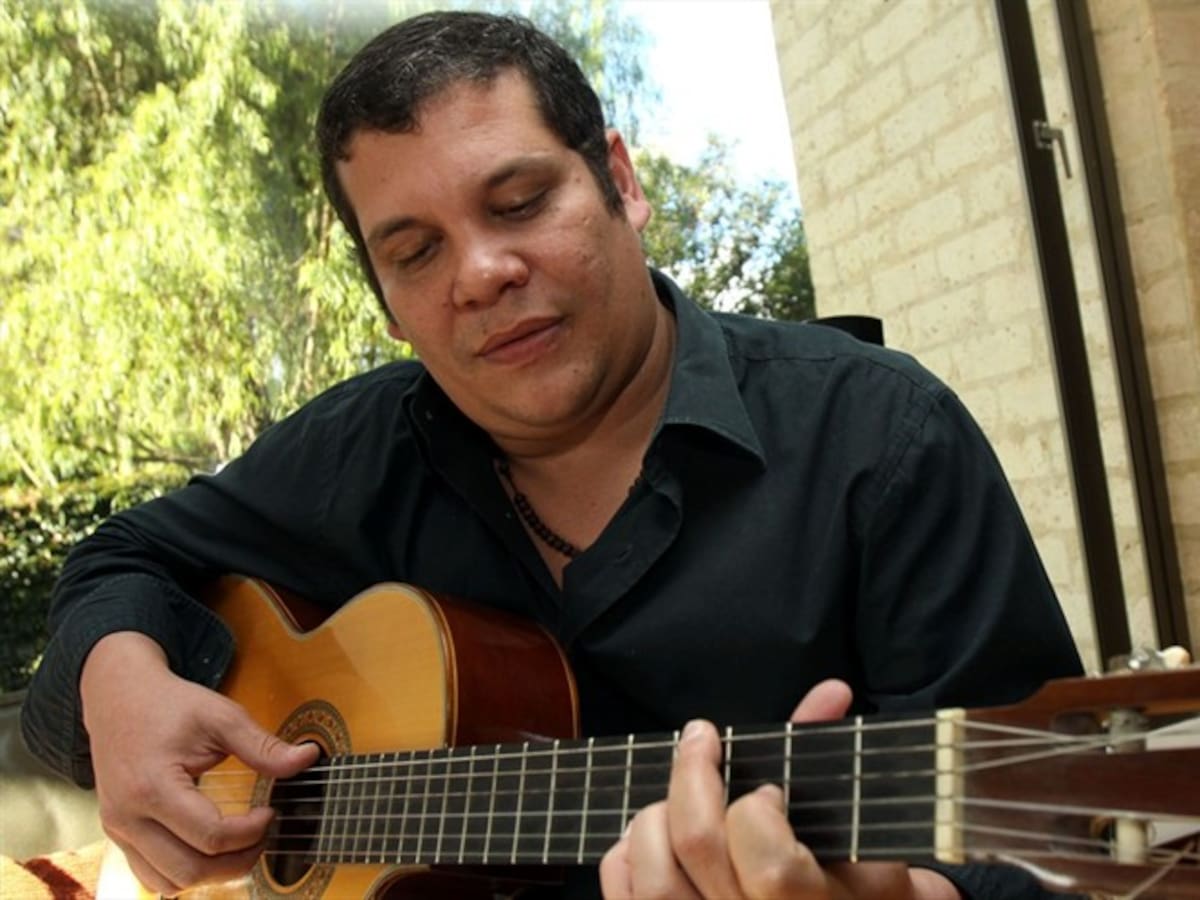 Chabuco enamora a todos con su "Bolero Azul"