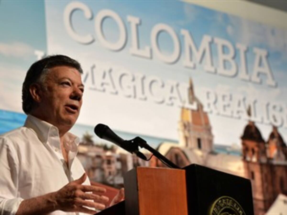 Santos agradece a la iglesia, apoyo al proceso de paz