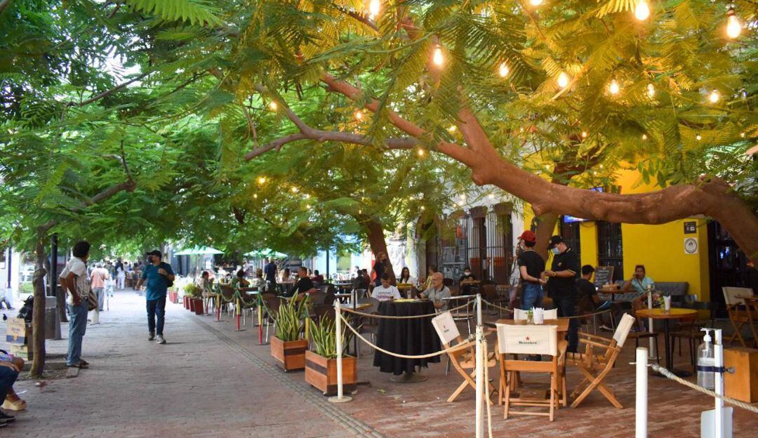 Bares y restaurantes 