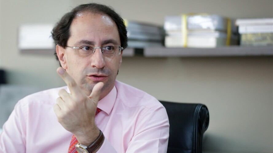 El Gobierno abre la puerta, pero los alcaldes tienen la llave de la gradualidad: José Manuel Restrepo. Foto: Colprensa