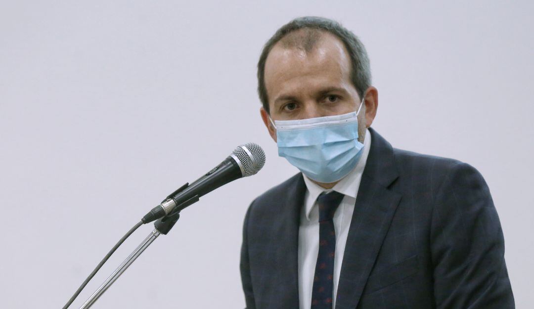 Ernesto Lucena confirma su salida del Ministerio del Deporte