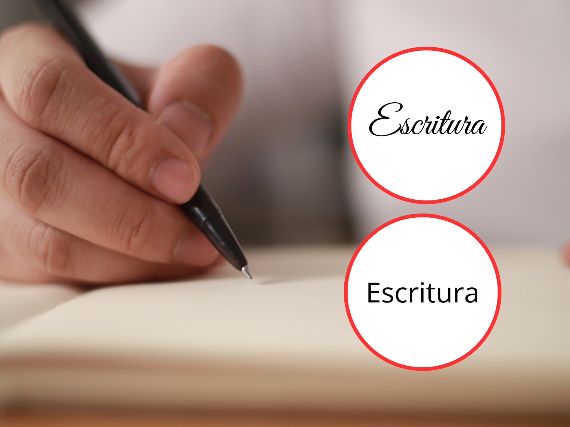 Persona escribiendo en un cuaderno. En los círculos, letra cursiva y separada (GettyImages)