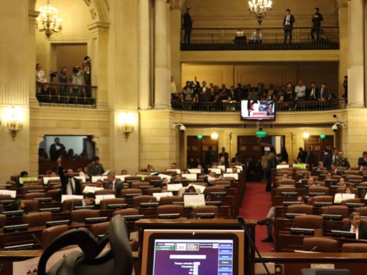 Nación debe pagar más de $1.000 millones al Fondo de Pensión del Congreso