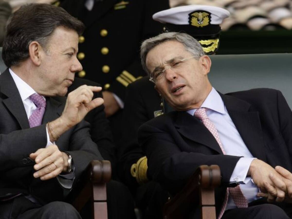 Qué hechos necesita para que crea en el proceso de paz: Santos a Uribe