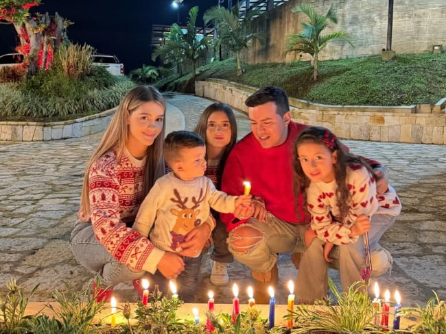 Esposa de Yeison Jiménez: Ella es Sonia Restrepo, la bellísima mujer del artista, ¿cuánto llevaban? // Caracol Radio