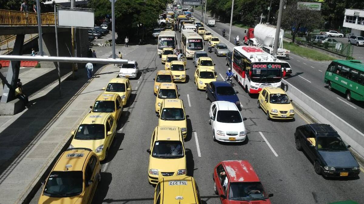 Taxistas en Medellín