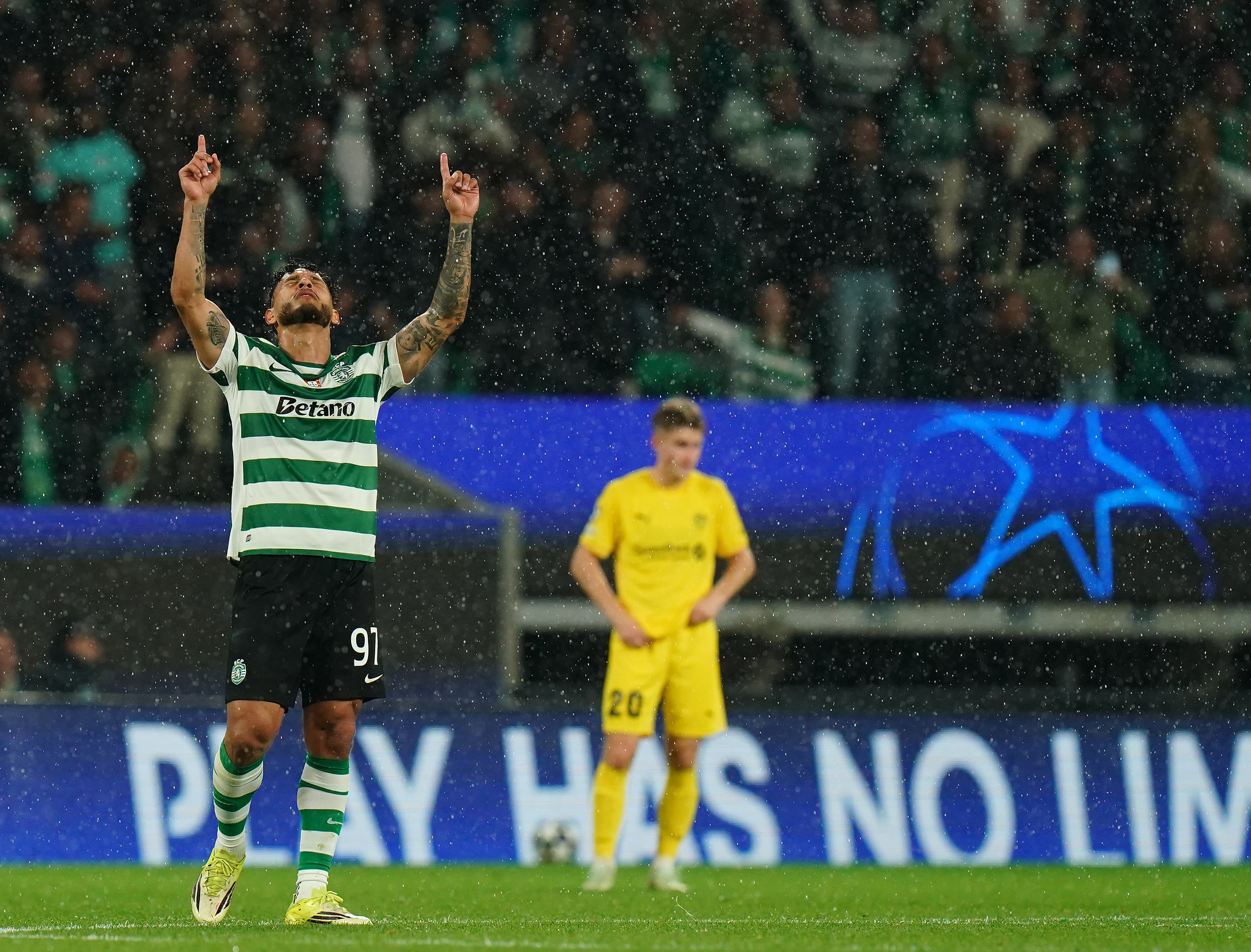 LISBON, PORTUGAL - MARCH 17: Luis Suarez of Sporting CP celebrates after scoring a goal during the UEFA Champions League 2025/26 Round of 16 Second Leg match between Sporting CP and FK Bodo/Glimt at Estadio Jose Alvalade on March 17, 2026 in Lisbon, Portugal. (Photo by Gualter Fatia/Getty Images)