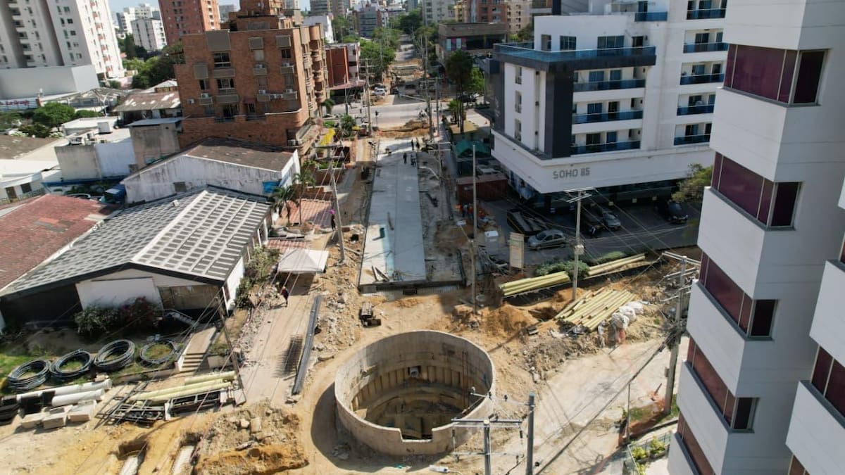 Avanza ampliación a tres carriles en la canalización del arroyo de la calle 85