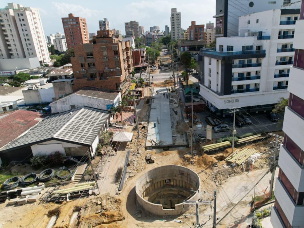 Avanza ampliación a tres carriles en la canalización del arroyo de la calle 85