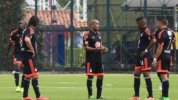 Alberto Suárez renunció a la dirección técnica del América