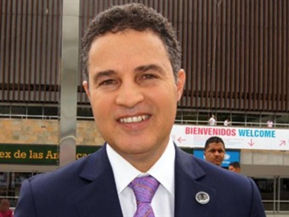 Alcalde de Medellín aplaude invitación a Colombia para integrar la OCDE