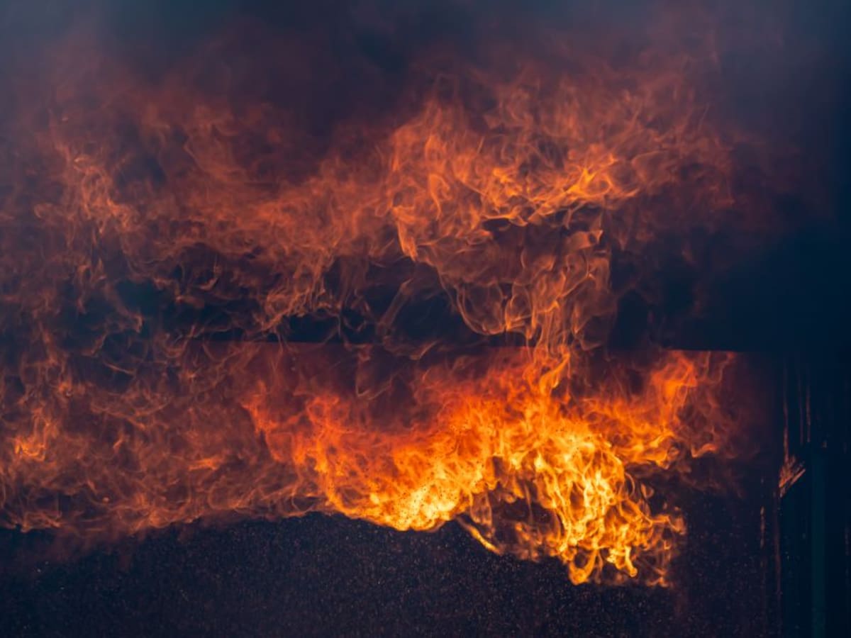 Nigeria: Sube a 110 cifra de muertos por explosión en refinería de petróleo