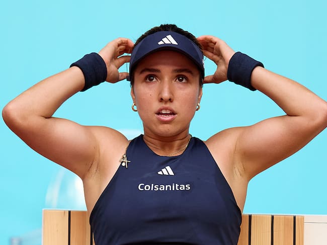 MADRID, SPAIN - APRIL 23: Camila Osorio of Colombia looks on while seated during a changeover in the Women’s Singles Second Round match against Naomi Osaka of Japan at Arantxa Sanchez Stadium on day four of the Mutua Madrid Open at La Caja Magica on April 23, 2026 in Madrid, Spain. (Photo by Ion Alcoba Beitia/Getty Images)