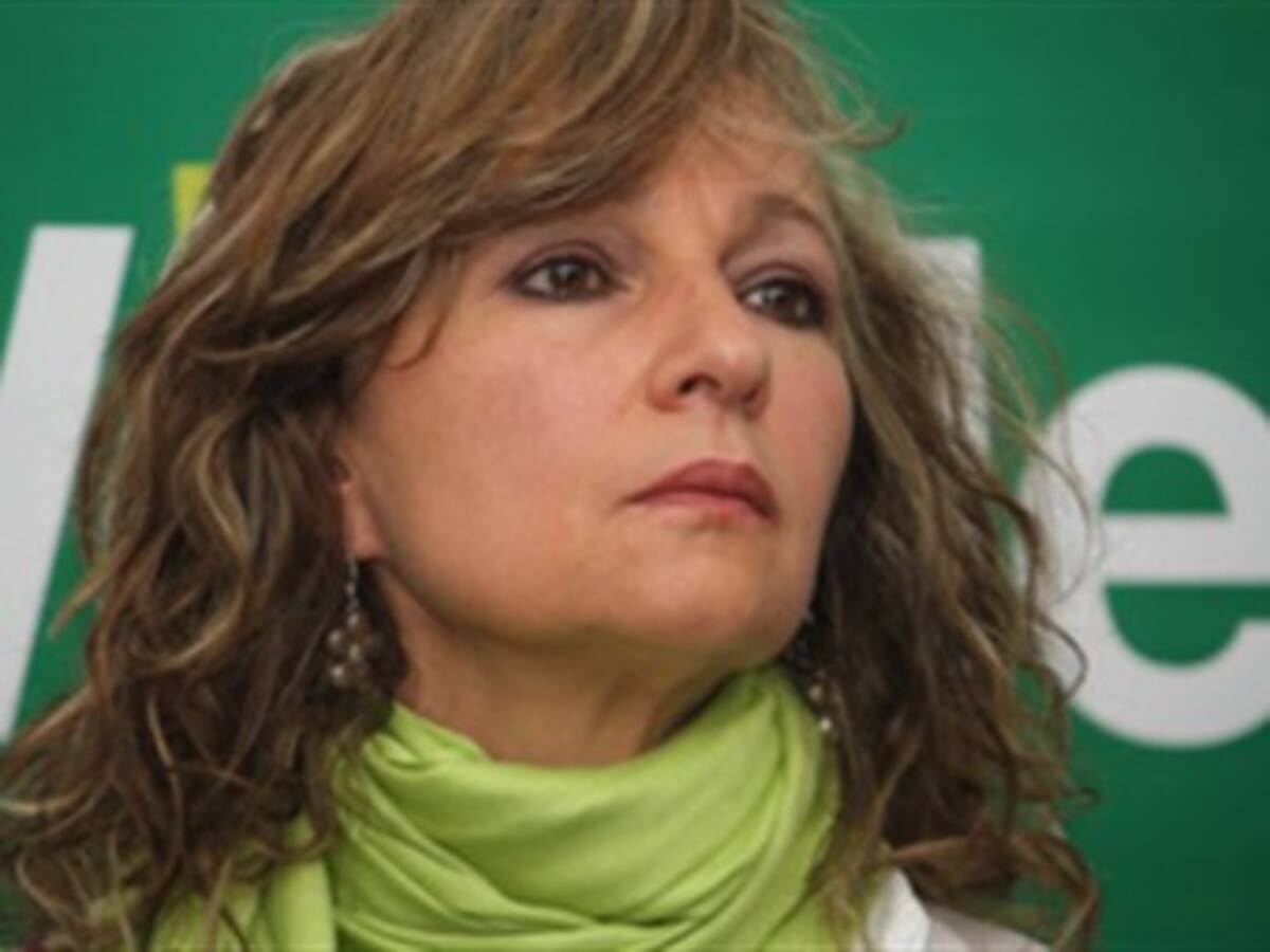 Peñalosa es un paracaidista electorero: Ángela María Robledo