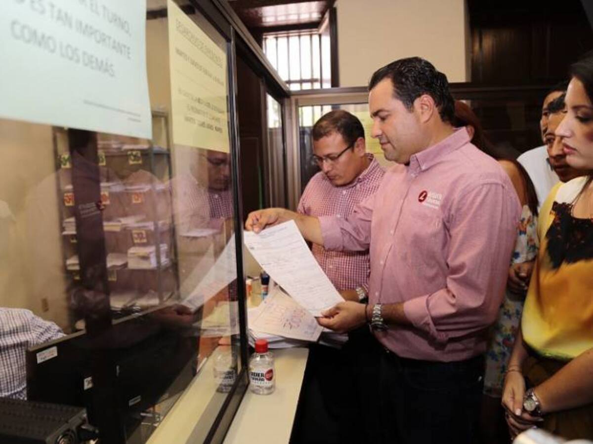 Gobernador electo llama "negociado" a las fotomultas de Floridablanca