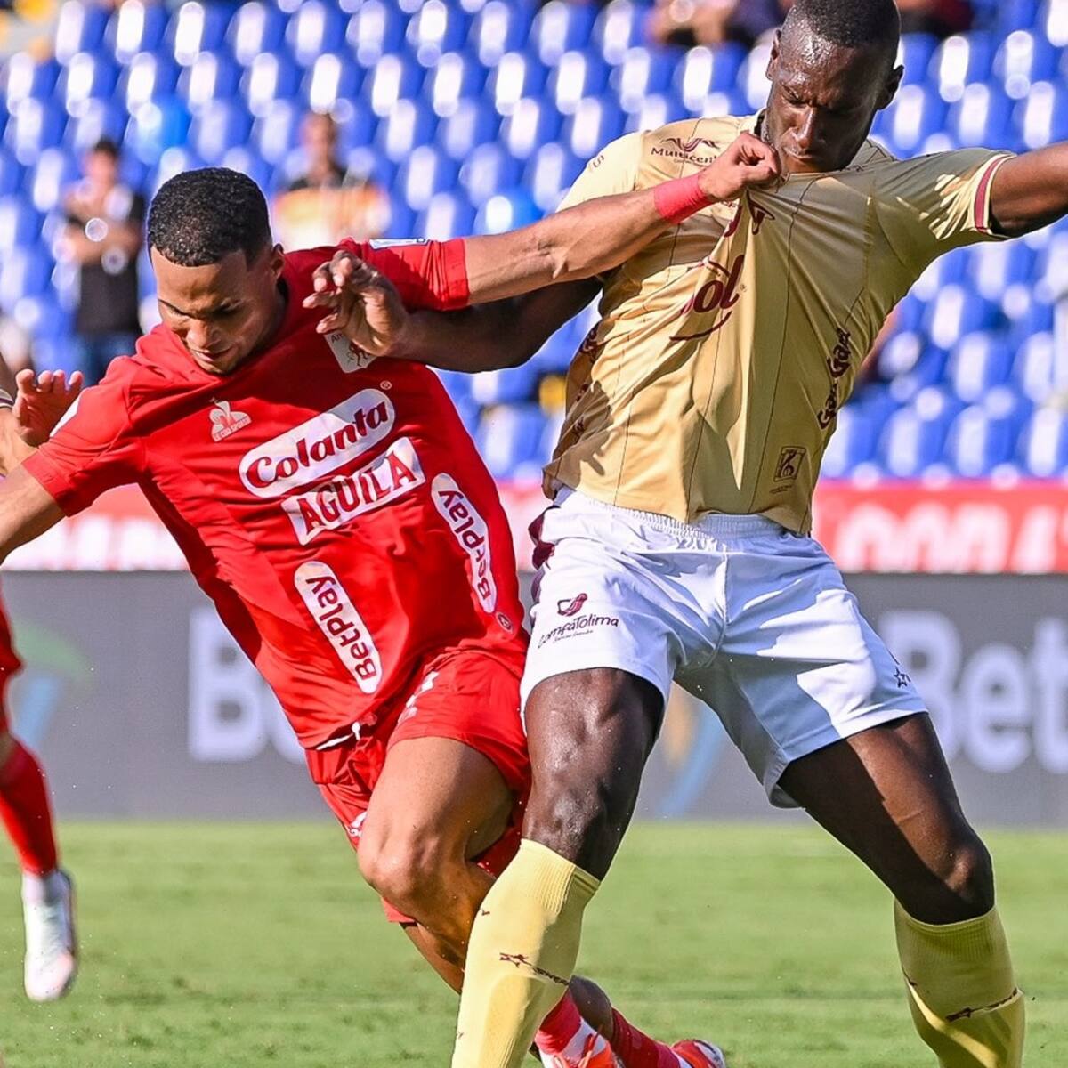 América revive en cuadrangulares: sufrida y vital victoria frente a Deportes Tolima
