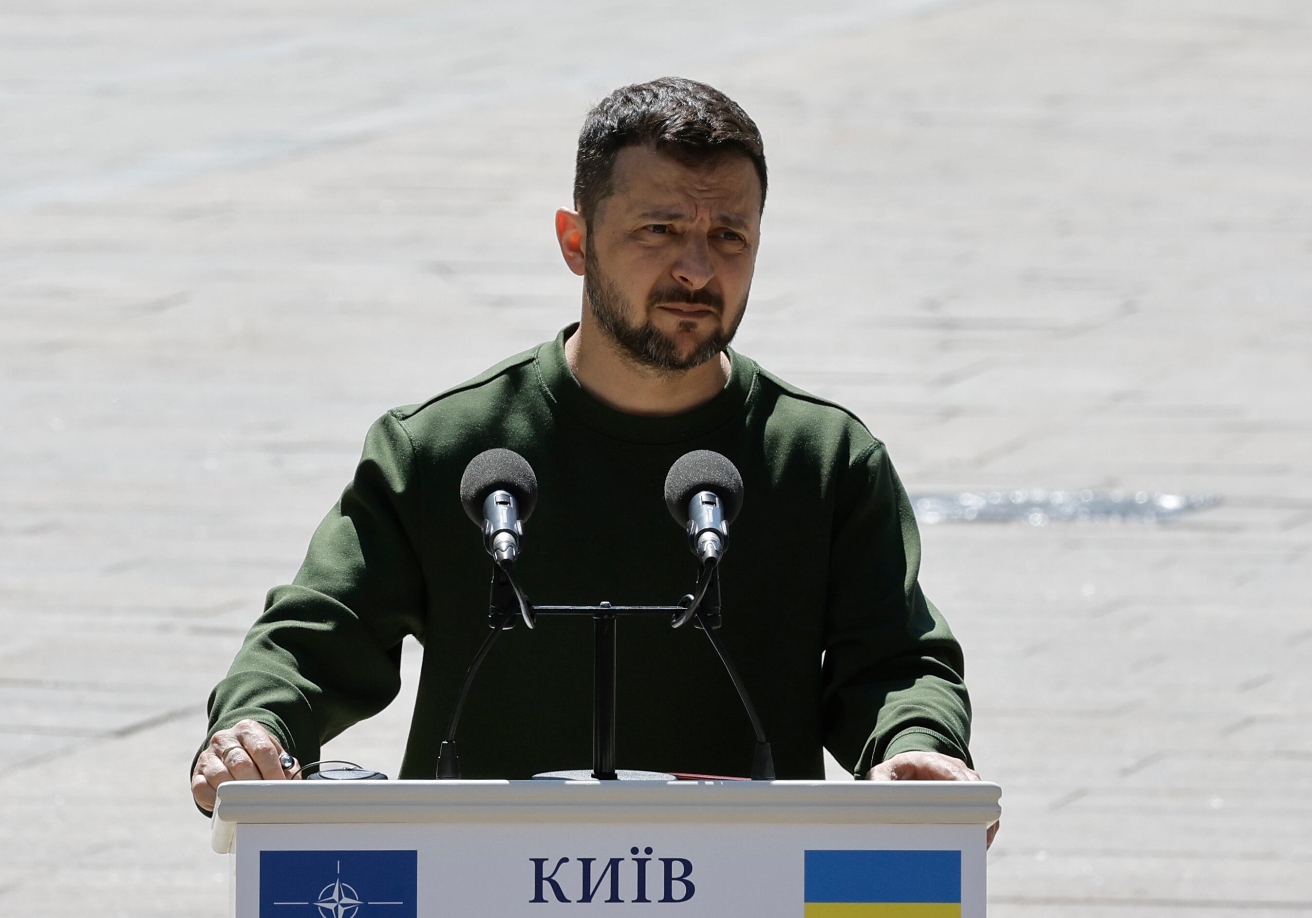 El presidente de Ucrania, Volodymyr Zelensky.
 EFE/EPA/SERGEY DOLZHENKO