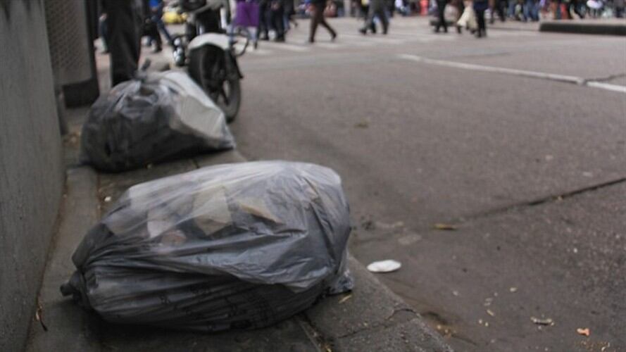 Alcaldía de Bogotá declara emergencia ambiental y sanitaria por basuras en la ciudad. Foto: Colprensa