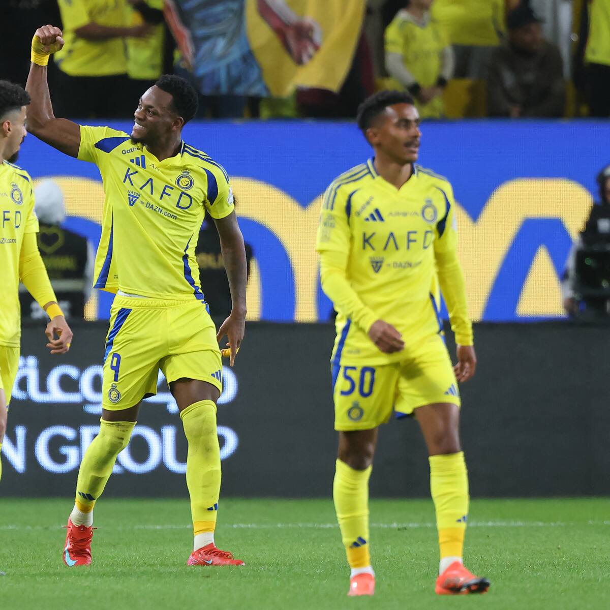 Jhon Durán sigue en racha goleadora: doblete para triunfo del Al-Nassr