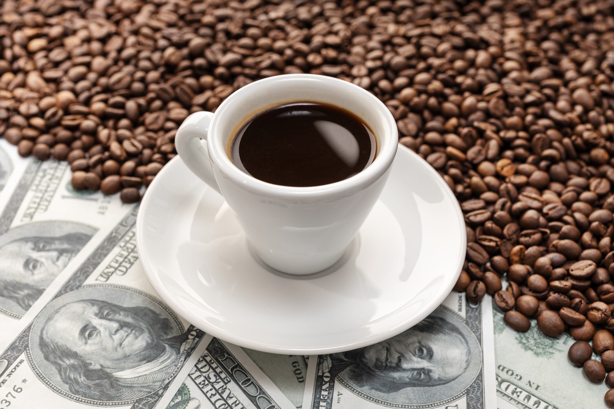 Café, precio en dólares. Imagen de referencia // GettyImages