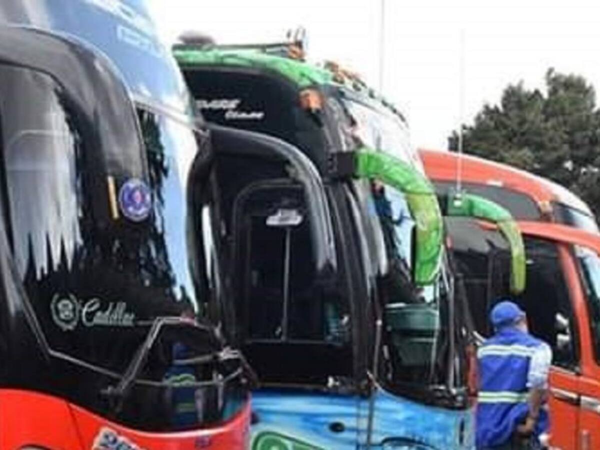Transporte intermunicipal movilizará 2'500.000 pasajeros en Semana Santa