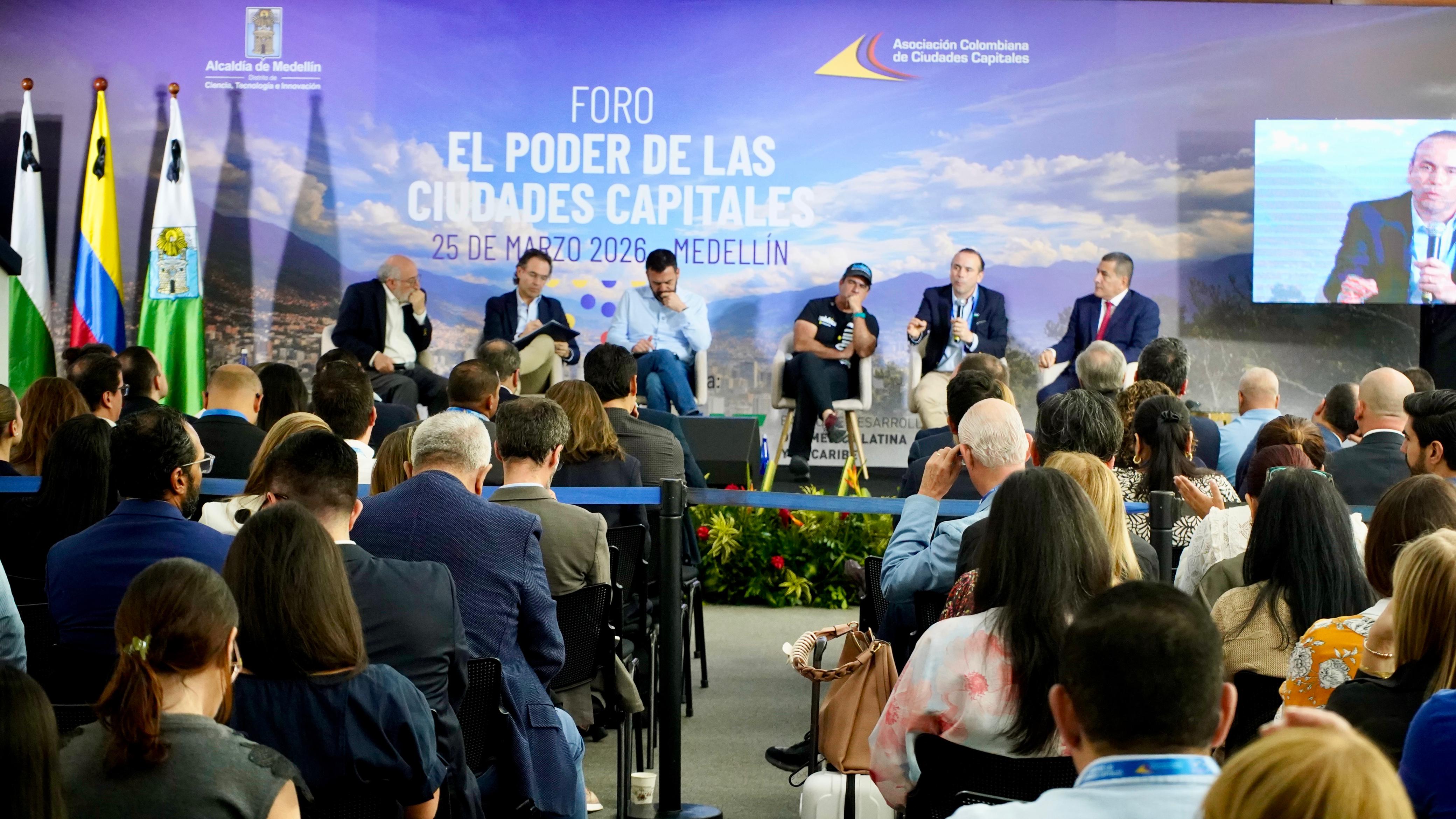 Foro Asocapitales. // Alcaldía de Cartagena