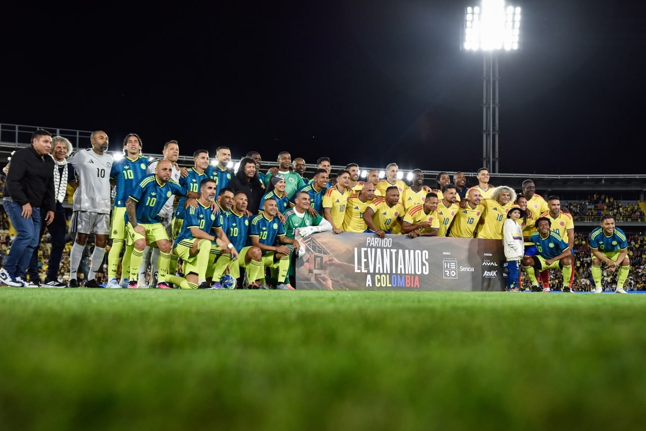Las leyendas del fútbol colombiano se unieron por una causa: ‘Levantamos a Colombia’ // Colprensa