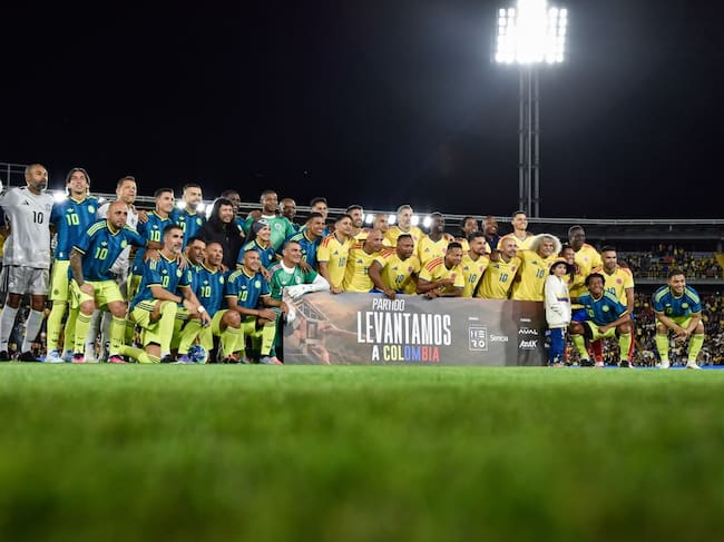 Las leyendas del fútbol colombiano se unieron por una causa: ‘Levantamos a Colombia’ // Colprensa