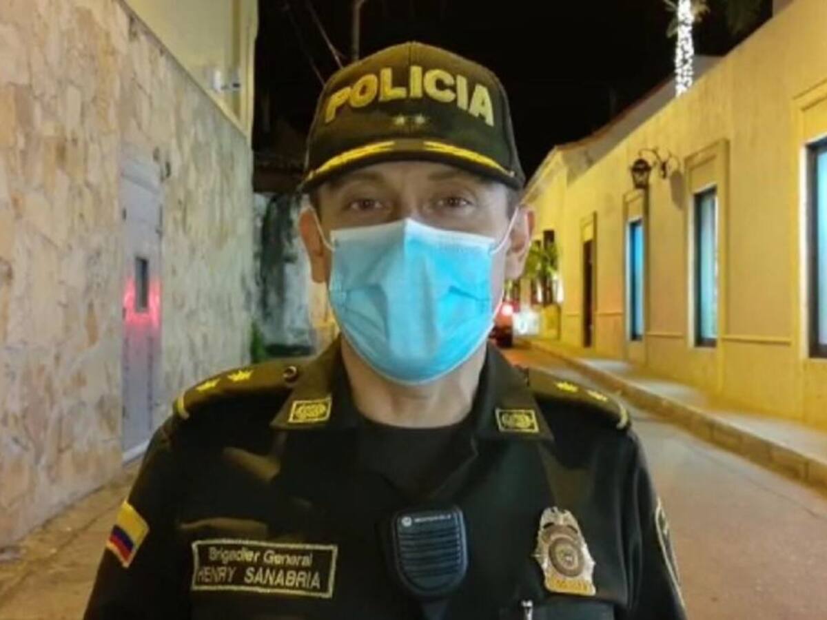 Dos comparendos a norteamericano que se negó a procedimiento de la Policía