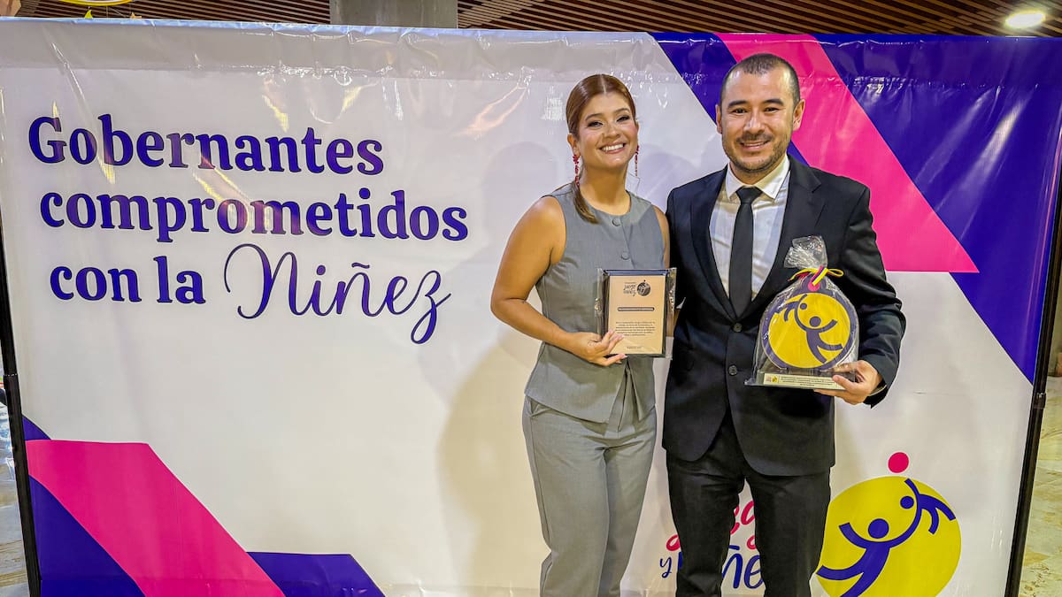Con premio ‘Gobernante comprometido con la niñez’, alcalde de Guatapé lidera protección de infancia