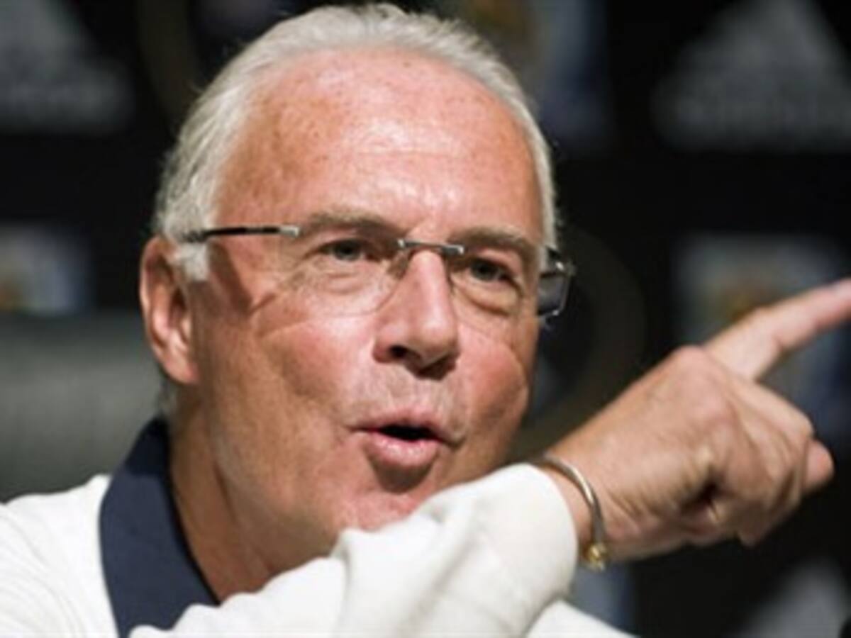 Beckenbauer rechazó la instalación de una cámara sobre la línea de gol