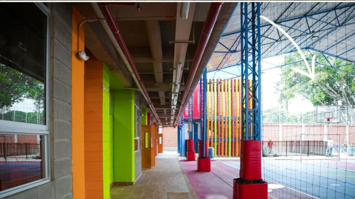 La falta de transporte escolar y la “barreras invisibles”, afectan a 300 menores del oriente de Cali