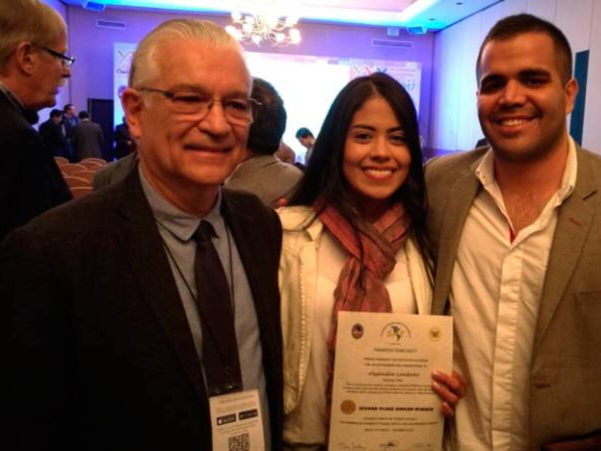 Estudiante de medicina de la Icesi ganó premio en México por investigación sobre el uso de catéteres endovasculares
