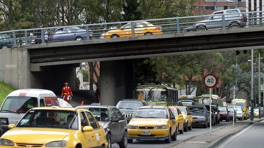 Administración Peñalosa estudia construcción de paso subterráneo para conectar La Calera. Foto: Getty Images