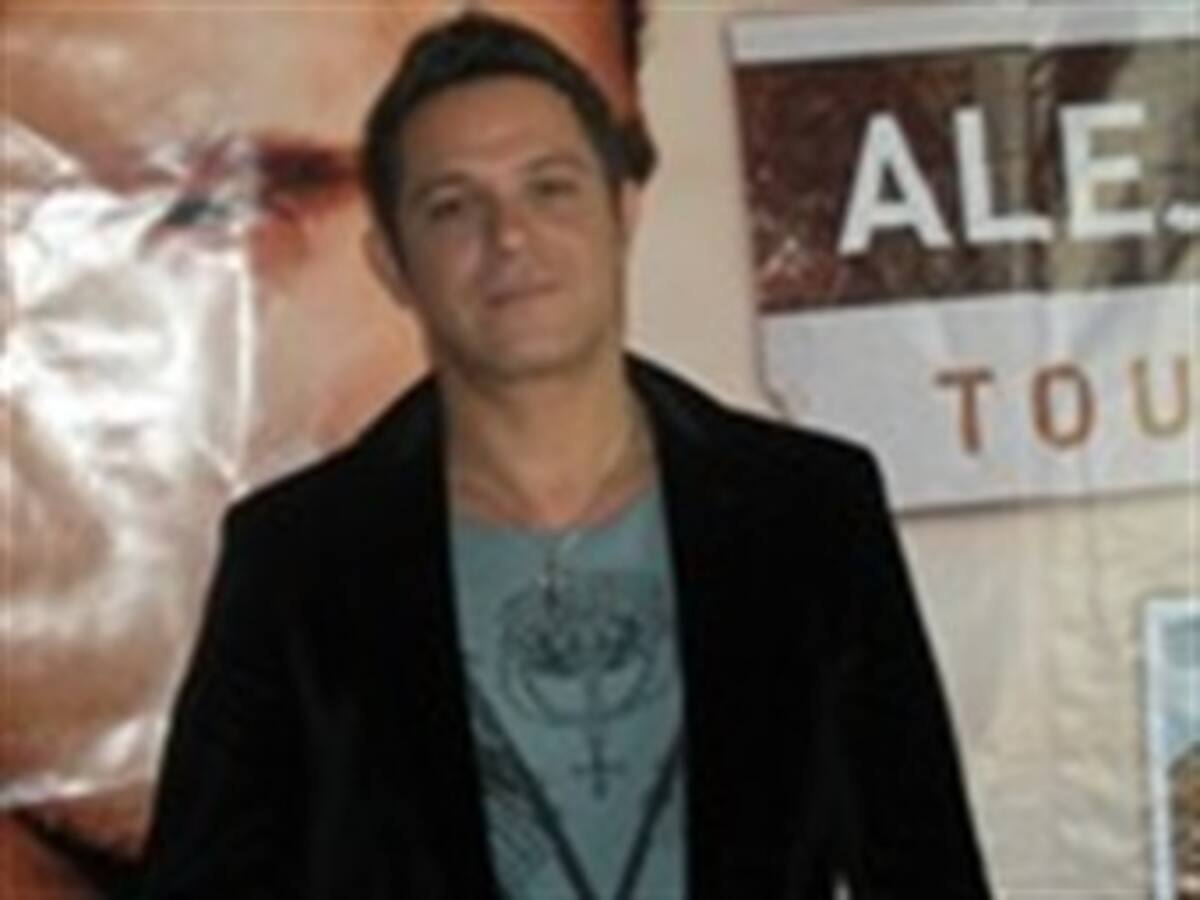 Alejandro Sanz graba en Chile versión solidaria de 'Gracias a la vida'