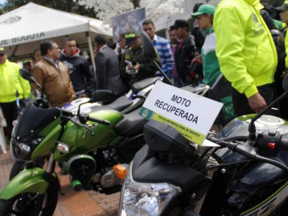 Policía captura a un hombre que vendía motos robadas por internet