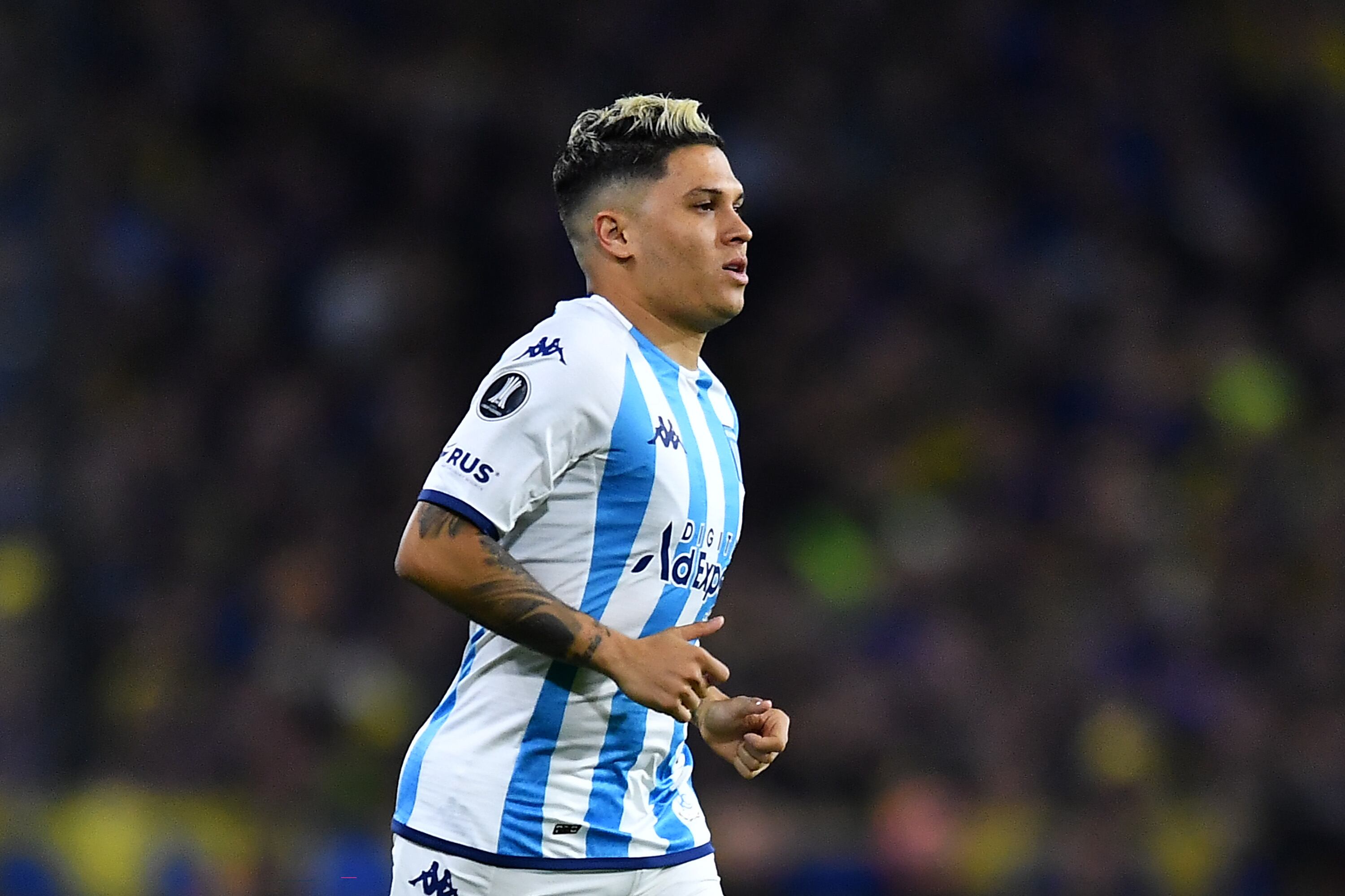 Juan Fernando Quintero con Racing Club en cuartos de final de Copa Libertadores (Photo by Marcelo Endelli/Getty Images)