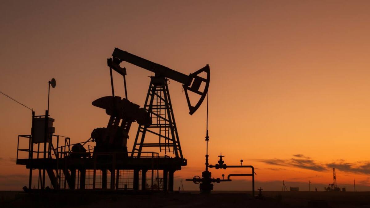 Lunes negro para el petróleo y el mercado bursátil