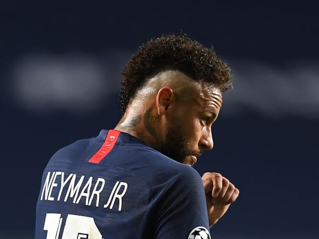Neymar: &quot;Me quedo en el PSG para la próxima temporada&quot;