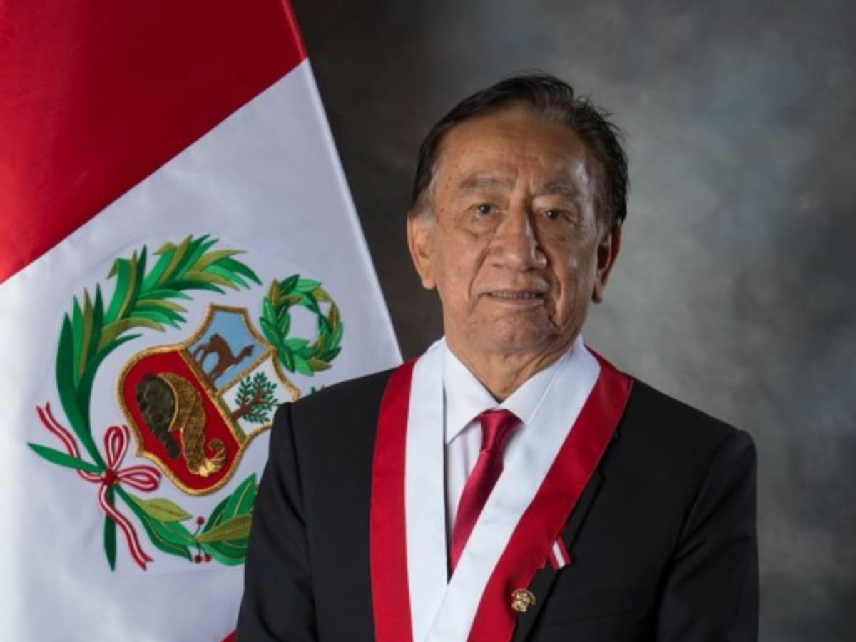 Nuevo presidente (e) de Perú: la misión es “encaminar un proceso electoral limpio y pacífico”