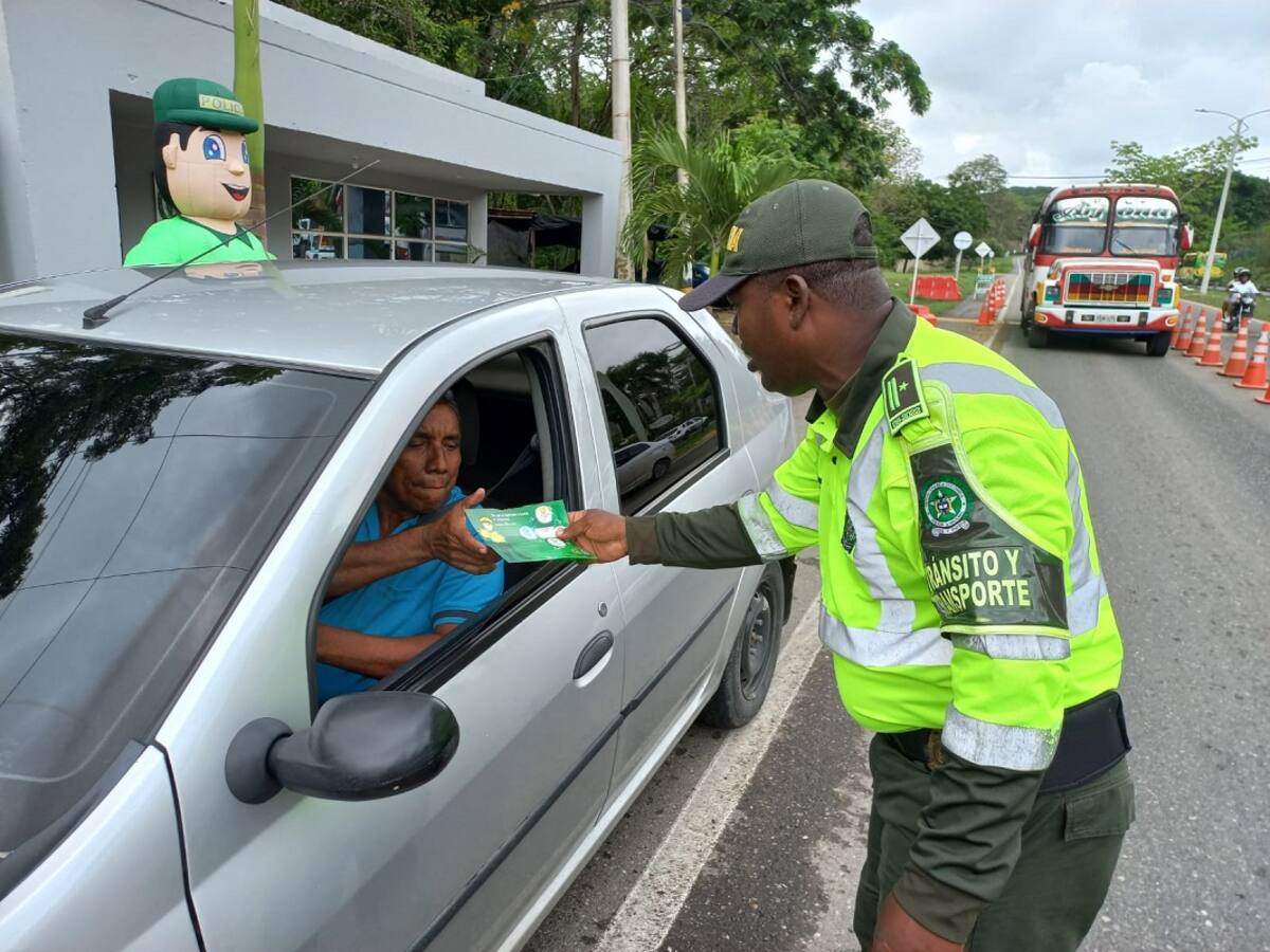 En carreteras de Bolívar se movilizaron más de 54 mil vehículos en el puente festivo