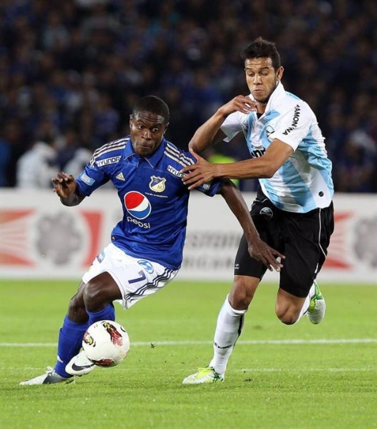 Millonarios vs. Gremio