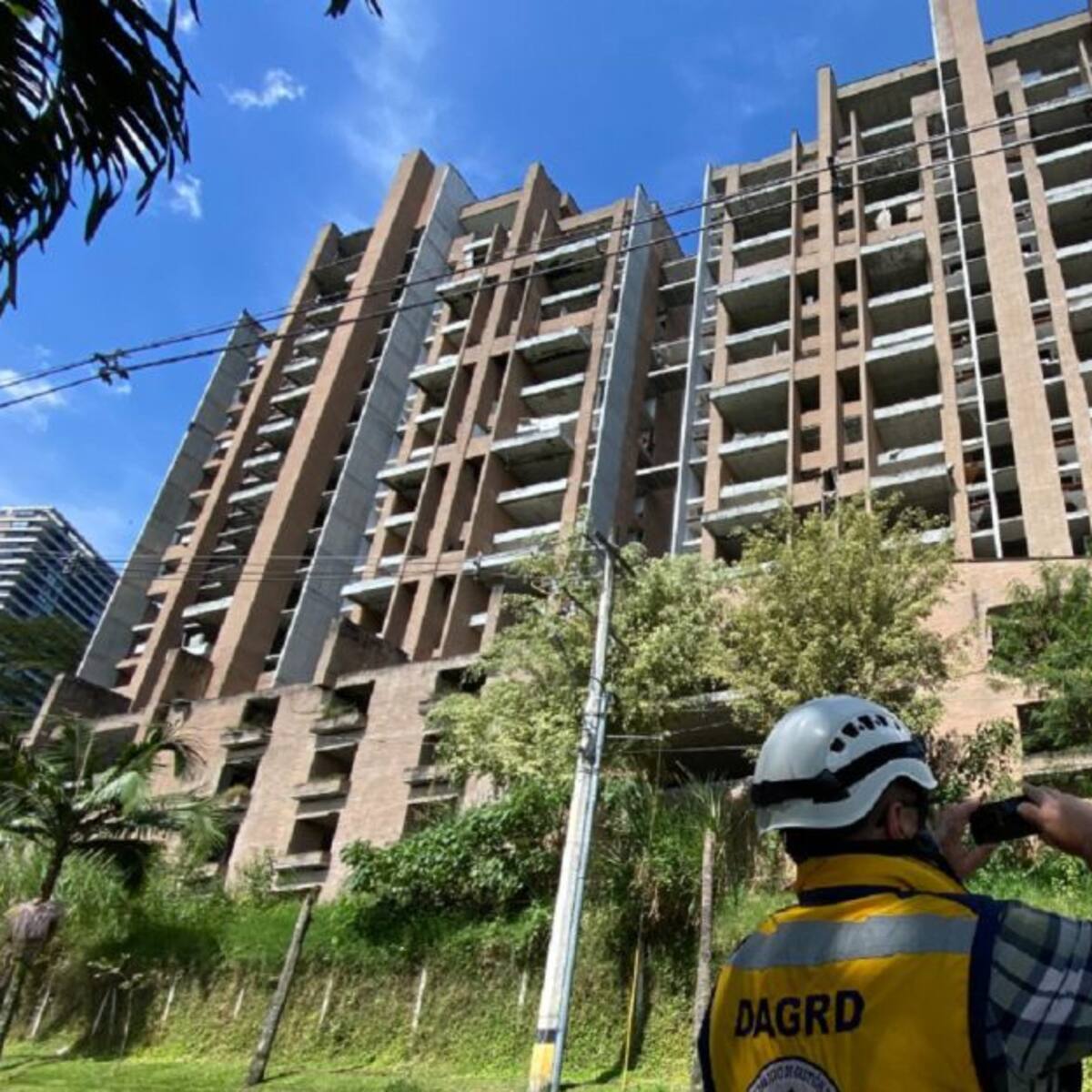 Con sensor monitorean la estructura del Ed. Continental Towers en Medellín