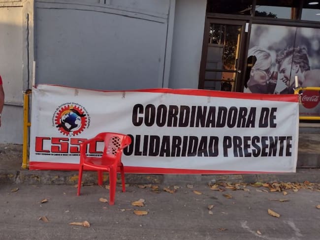 La protesta se realizó en la entrada de la Coca Cola en el barrio El Bosque