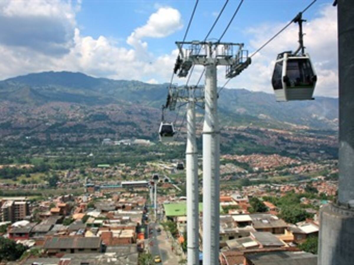 Seis barrios de Medellín estarán sin agua esta noche